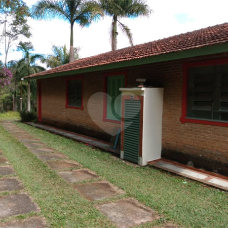 Sítio à venda com 5 suítes em Botujuru, Mogi das Cruzes, SP