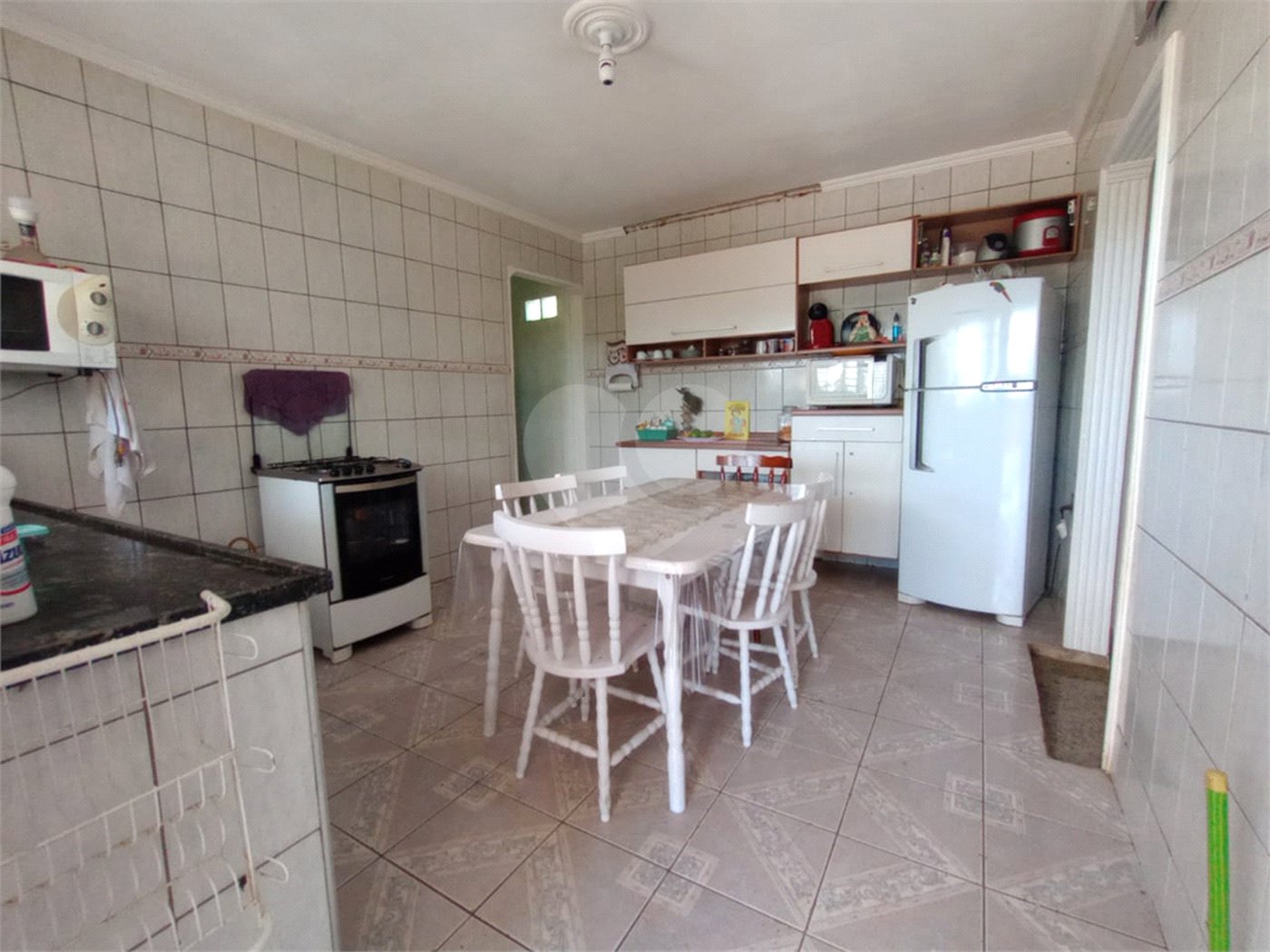 Casa à venda com 4 quartos, sendo 1 suíte, em Jardim Maricota, Itapetininga, SP