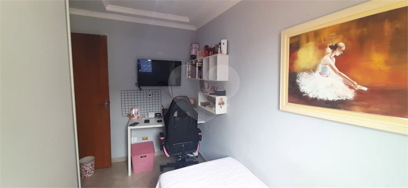 Sobrado à venda com 4 quartos, sendo 1 suíte,  em Tremembé, São Paulo, SP