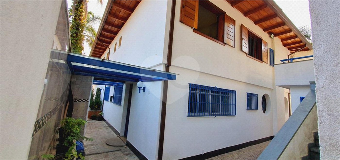 Casa à venda com 5 suítes em Jardim Leonor, São Paulo, SP
