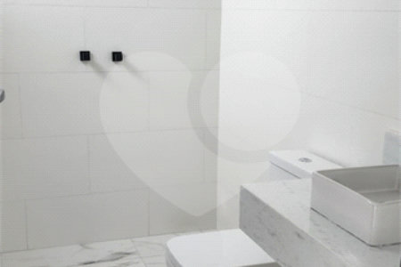 Casa à venda ou para alugar com 4 suítes no condomínio Residencial Delle Stelle, Louveira - SP