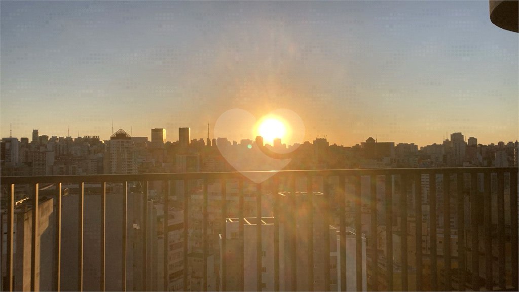 Apartamento à venda com 2 quartos, sendo 1 suíte, em Santa Efigênia, São Paulo, SP