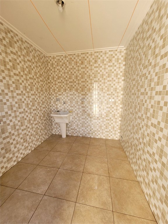 Casa à venda com 5 quartos, sendo 3 suítes, no condomínio Alpes da Cantareira, Mairiporã - SP