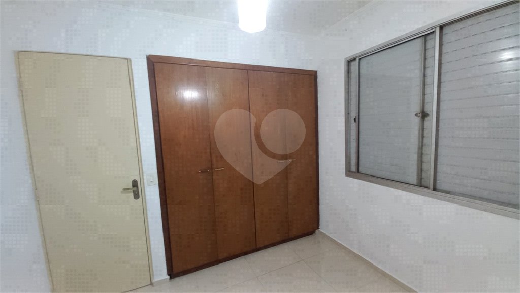 Apartamento à venda com 3 quartos em Jardim Londrina, São Paulo, SP