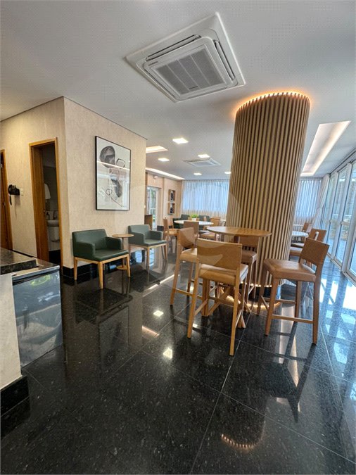 Apartamento à venda com 3 suítes em Jardim Anália Franco, São Paulo, SP