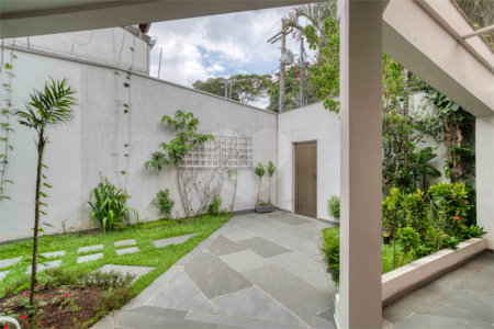 Sobrado à venda com 3 quartos, sendo 2 suítes, em City Campo Grande, São Paulo, SP
