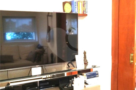 Apartamento à venda com 3 quartos, sendo 1 suíte, em Jardim Paulista, São Paulo, SP