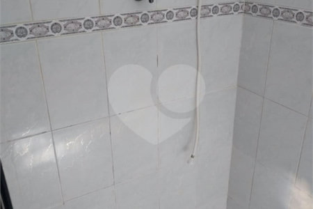 Casa Térrea à venda ou para alugar com 4 quartos, sendo 1 suíte, em Jardim Aeroporto, São Paulo, SP