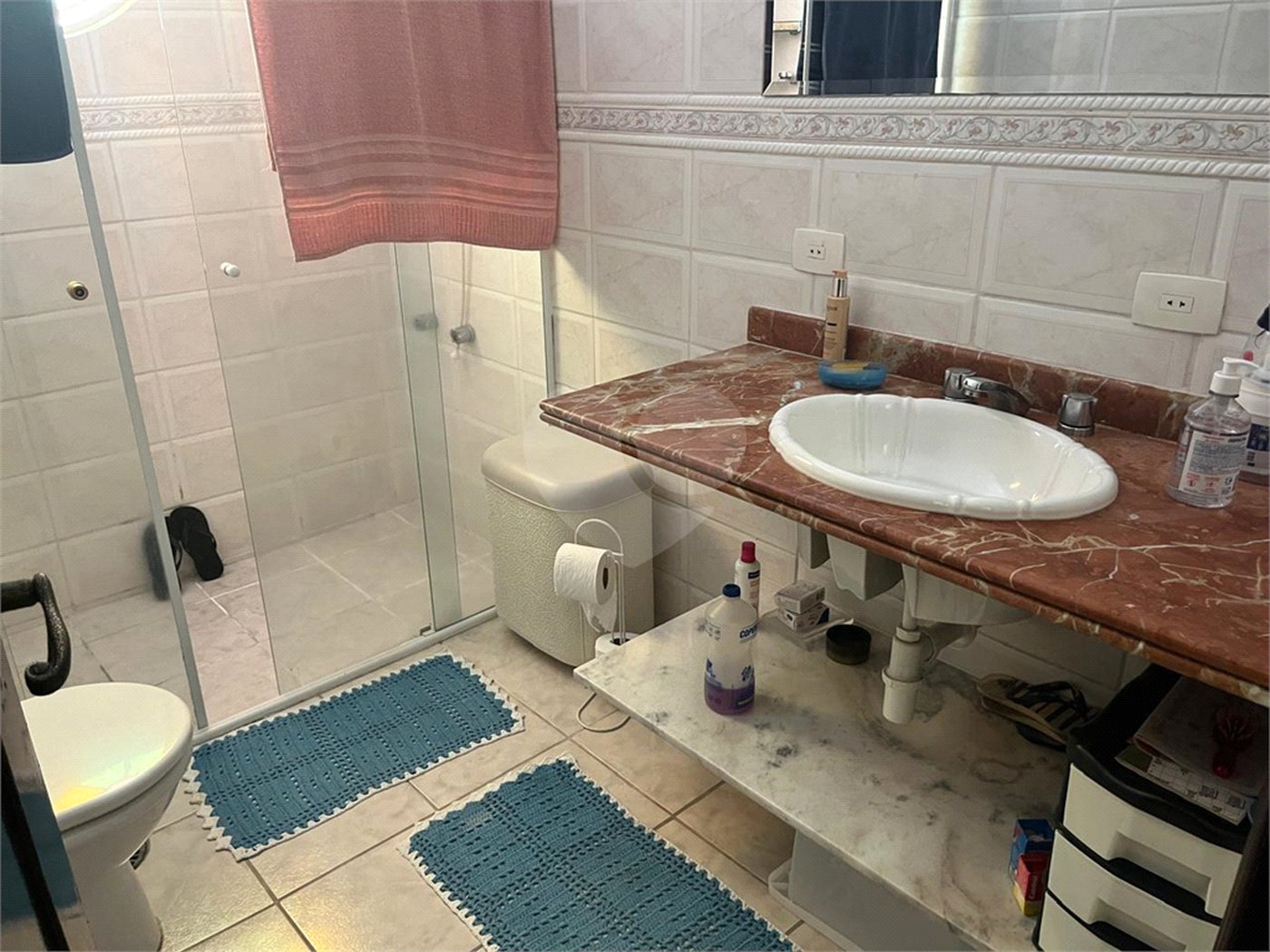 Casa à venda com 4 quartos, sendo 1 suíte, em Jardim Franca, São Paulo, SP