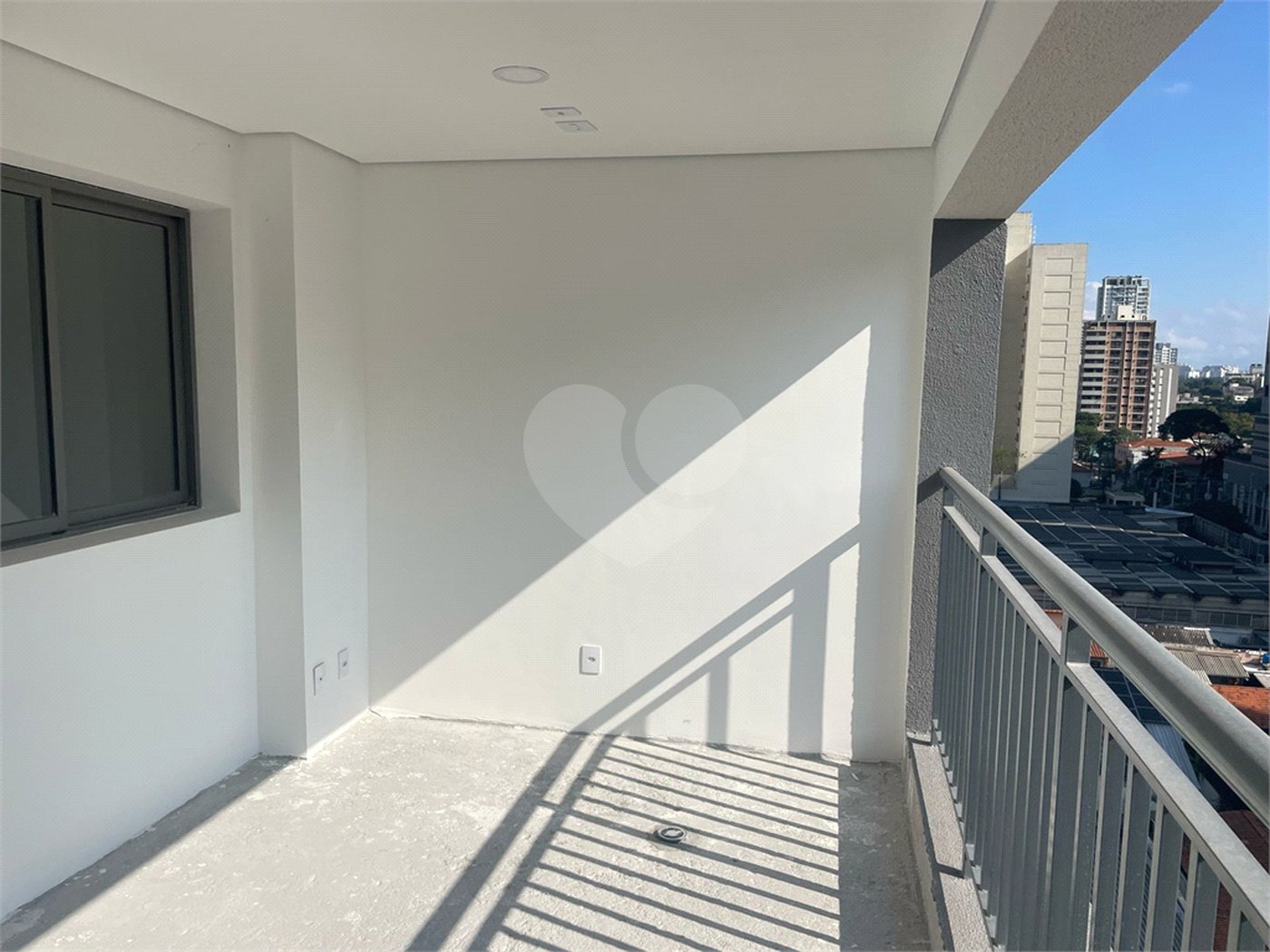 Apartamento à venda com 2 quartos, sendo 1 suíte, em Santo Amaro, São Paulo, SP