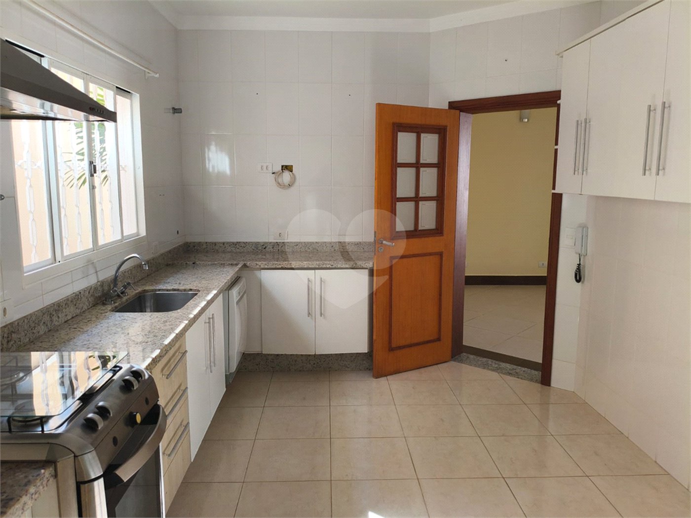 Casa à venda com 5 quartos, sendo 1 suíte,  em Jardim Colombo, Itapetininga, SP
