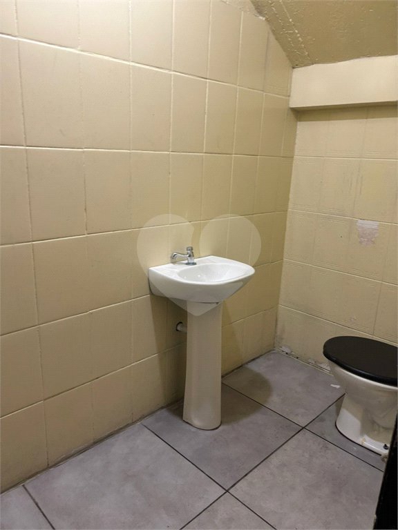 Salão para alugar em Vila Monteiro, Poá, SP