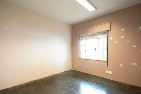 Apartamento à venda com 3 quartos, sendo 1 suíte, em Pinheiros, São Paulo, SP