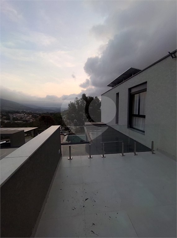 Casa à venda com 3 suítes no condomínio La Reserva Residencial, Atibaia - SP