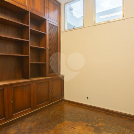 Casa à venda ou para alugar com 3 quartos, sendo 1 suíte,  em Mirandópolis, São Paulo, SP