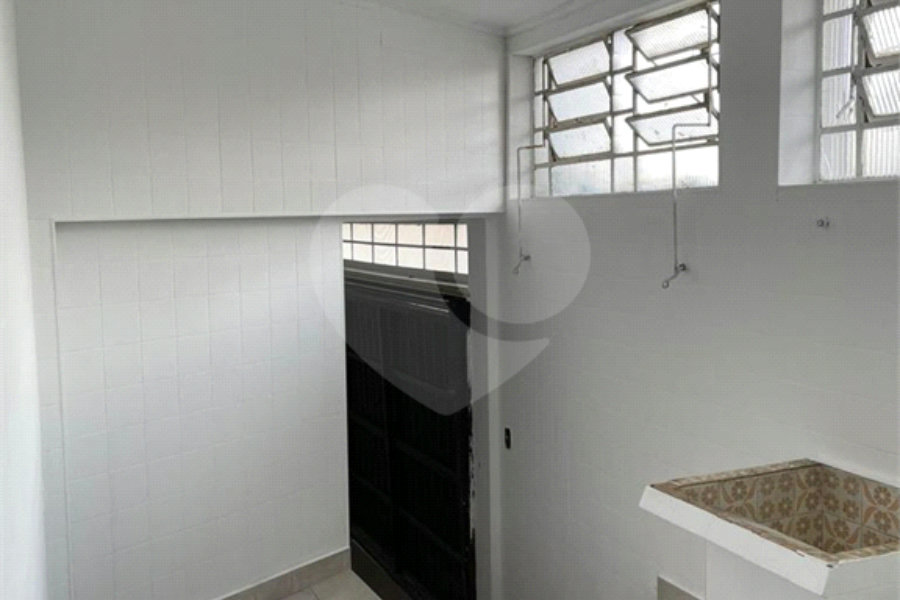 Casa à venda com 3 quartos, sendo 2 suítes, em Jardim Leonor Mendes de Barros, São Paulo, SP