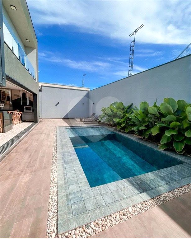 Casa à venda com 3 suítes no condomínio Beira da Mata, Indaiatuba - SP