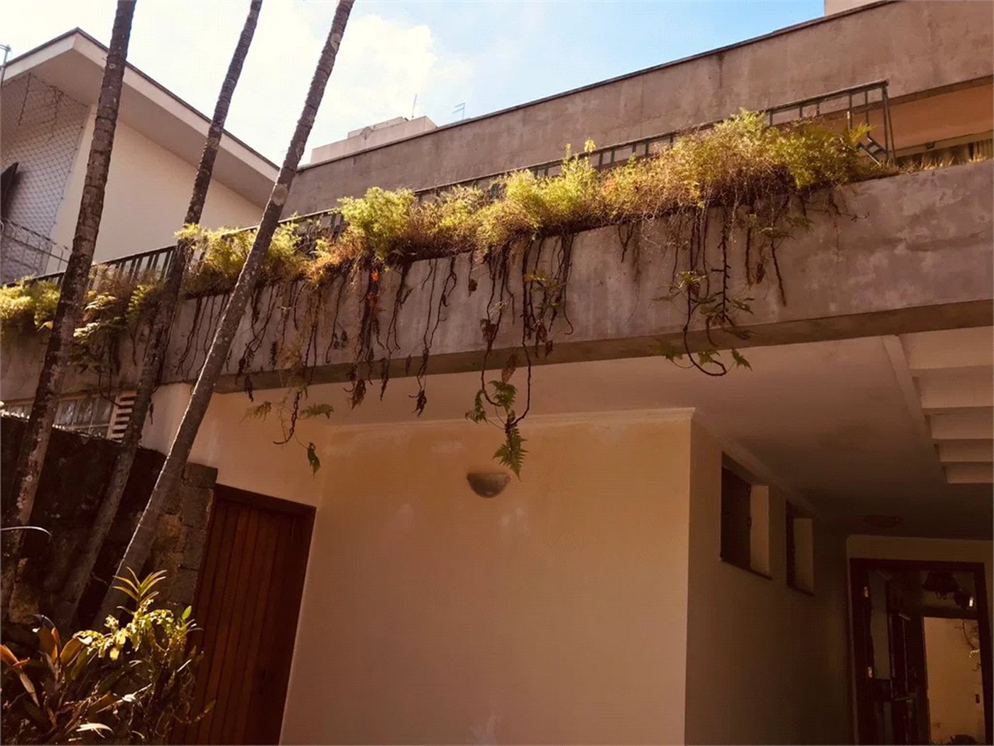 Casa à venda com 4 quartos, sendo 2 suítes, em Jardim das Vertentes, São Paulo, SP