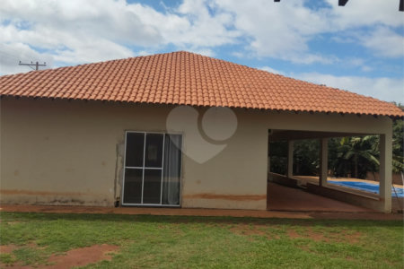 Chácara à venda com 3 quartos, sendo 1 suíte, em Chácara Flora Araraquara, Araraquara, SP