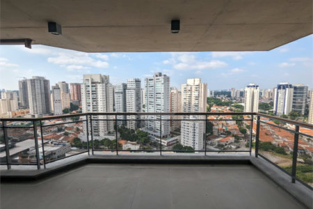 Apartamento à venda com 3 quartos, sendo 2 suítes, em Jardim das Acácias, São Paulo, SP
