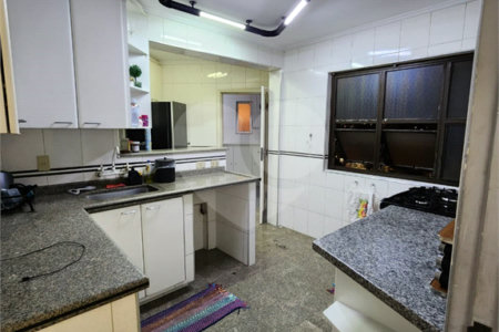 Apartamento à venda com 3 quartos, sendo 2 suítes, no Centro, Sorocaba, SP