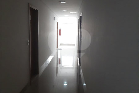 Indaiatuba - Torre Business -Venda e Locação - Escritório e WC , com area util de 39.16m² -R$ 385.000,00- Locação - R$ 2.600,00, mais condominio de R$ 317,,48 - iptu de R$ 110,63 - condominio para venda - R$ 503,86 - Complexo Office Premium de 3 torres de salas comerciais, um shopping