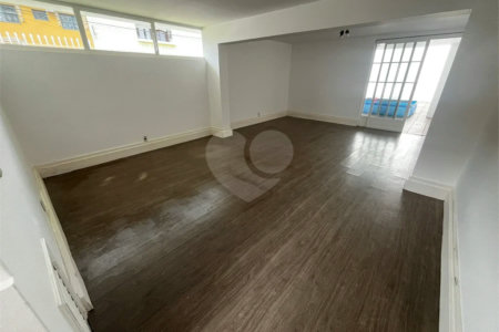 Casa à venda com 4 quartos, sendo 1 suíte, no Centro, Itapetininga, SP