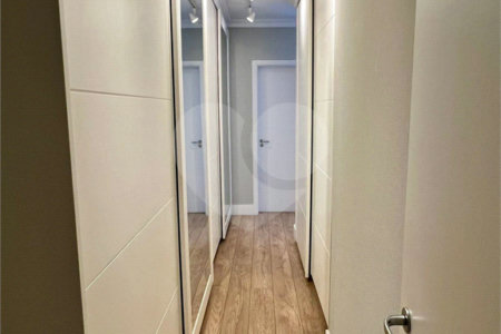 Apartamento à venda com 3 quartos, sendo 2 suítes,  em Vila Suzana, São Paulo, SP