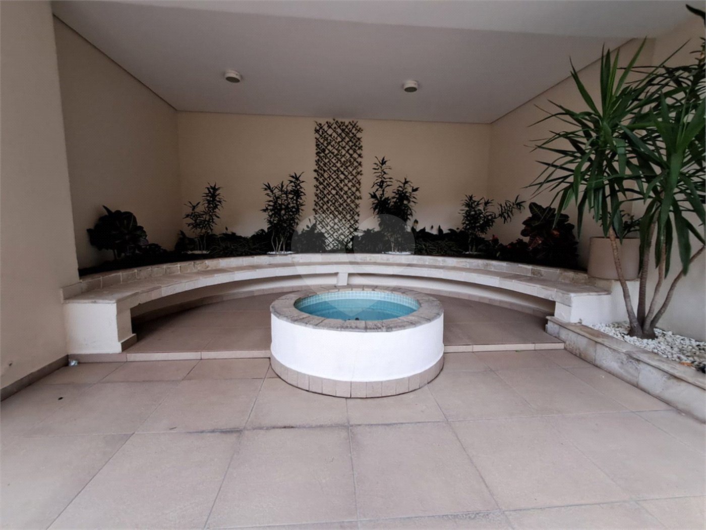 Apartamento à venda com 3 suítes em Vila Romana, São Paulo, SP