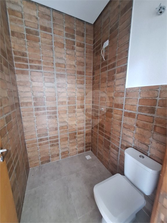Casa em condomínio à venda com 3 suítes no Centro, Bom Jesus dos Perdões, SP
