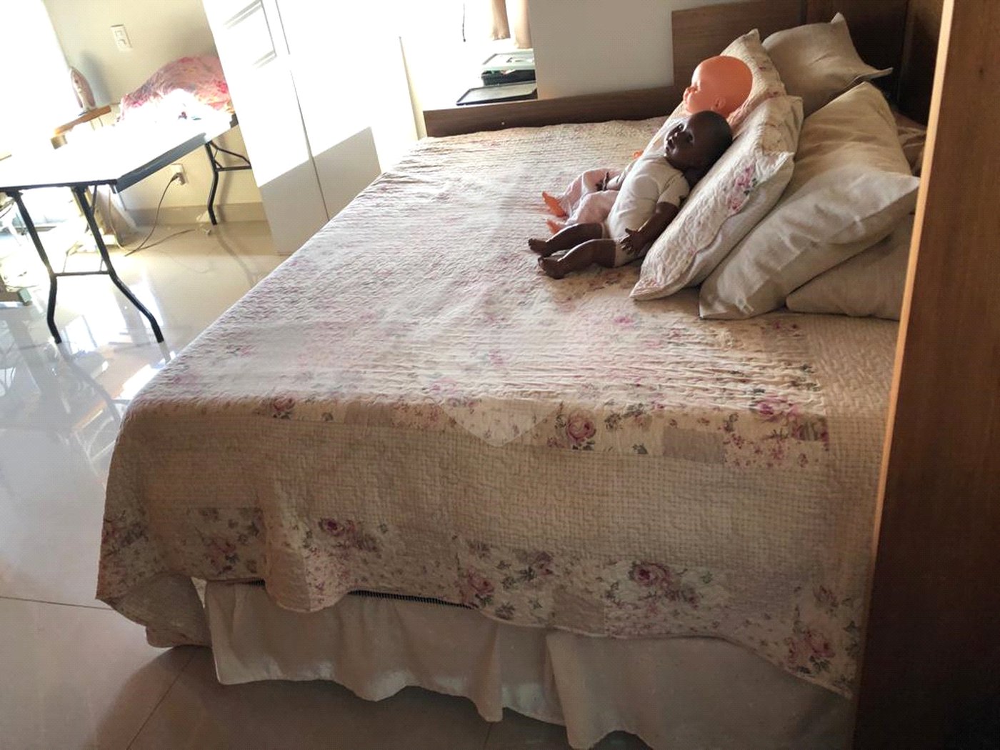 Casa à venda com 5 quartos, sendo 2 suítes, no condomínio Terras de Santa Izabel, Salto - SP