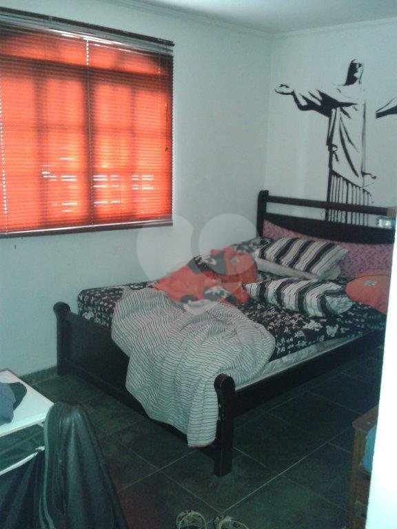 Sobrado à venda com 6 quartos, sendo 1 suíte, em Santa Teresinha, São Paulo, SP