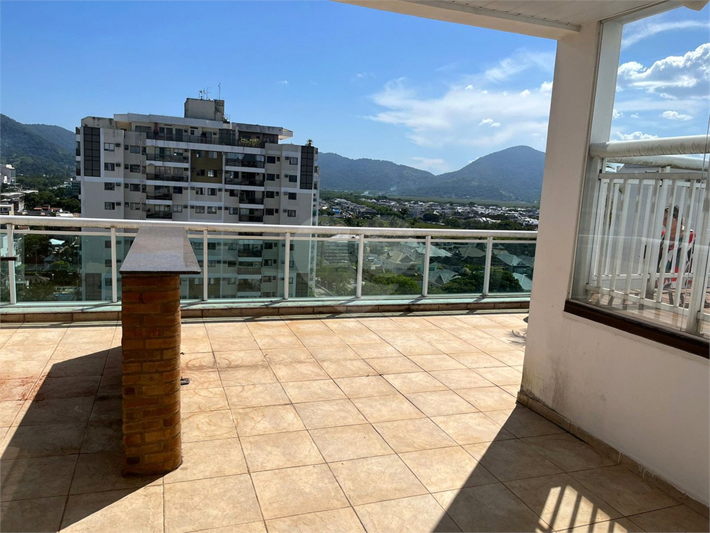 Cobertura à venda com 2 quartos, sendo 1 suíte, em Recreio dos Bandeirantes, Rio de Janeiro, RJ
