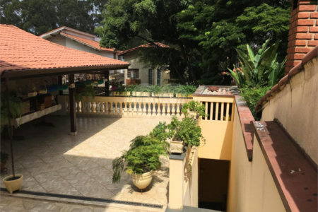 Casa à venda com 4 quartos, sendo 2 suítes,  em Vila Suzana, São Paulo, SP