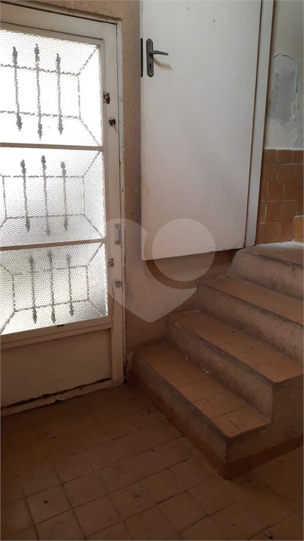 Sobrado à venda com 3 suítes em Luiz Fagundes, Mairiporã, SP