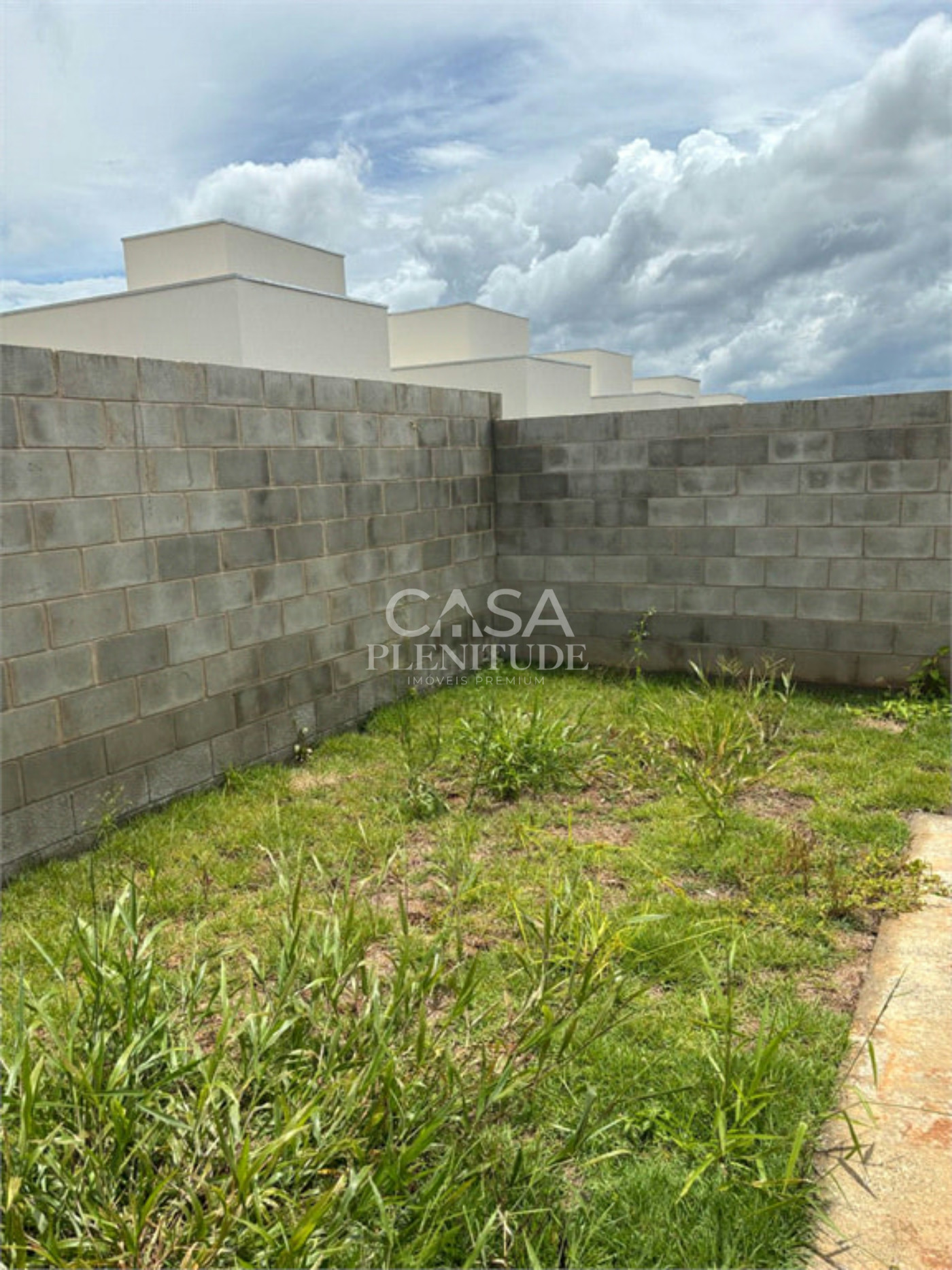 Casa em condomínio à venda com 2 quartos em Aparecidinha, Sorocaba, SP