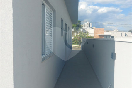 Casa à venda com 3 quartos, sendo 1 suíte,  no condomínio Gardenville, Itu - SP