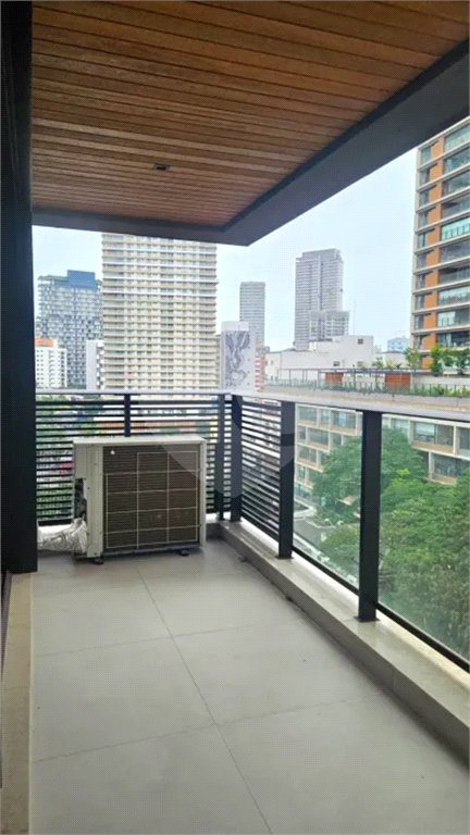Apartamento para alugar com 3 quartos, sendo 1 suíte,  em Sumaré, São Paulo, SP