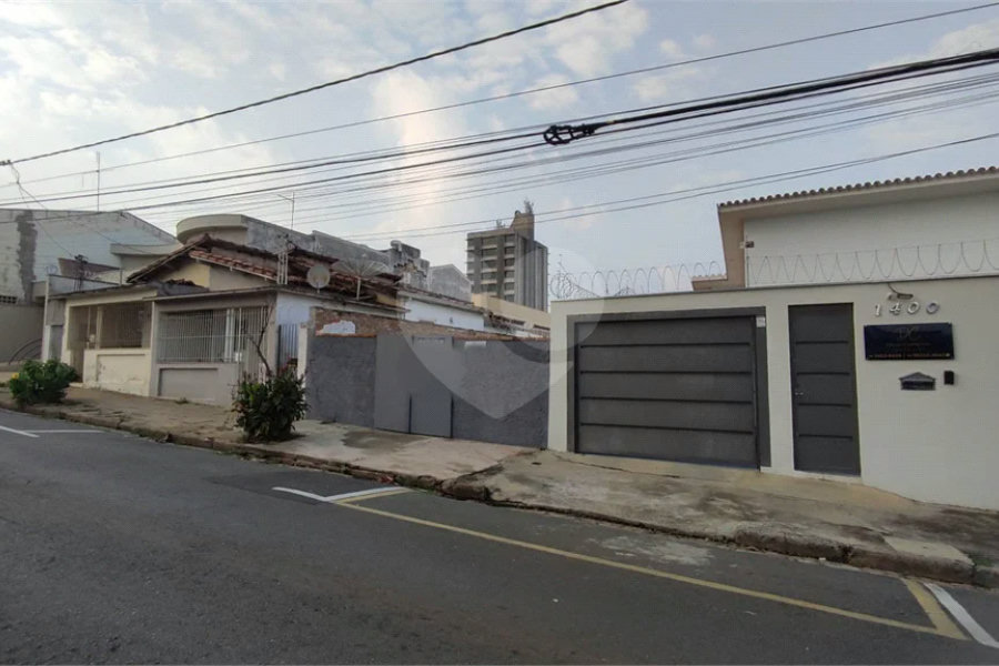 Terreno a venda no bairro Cidade Alta em Piracicaba-SP.