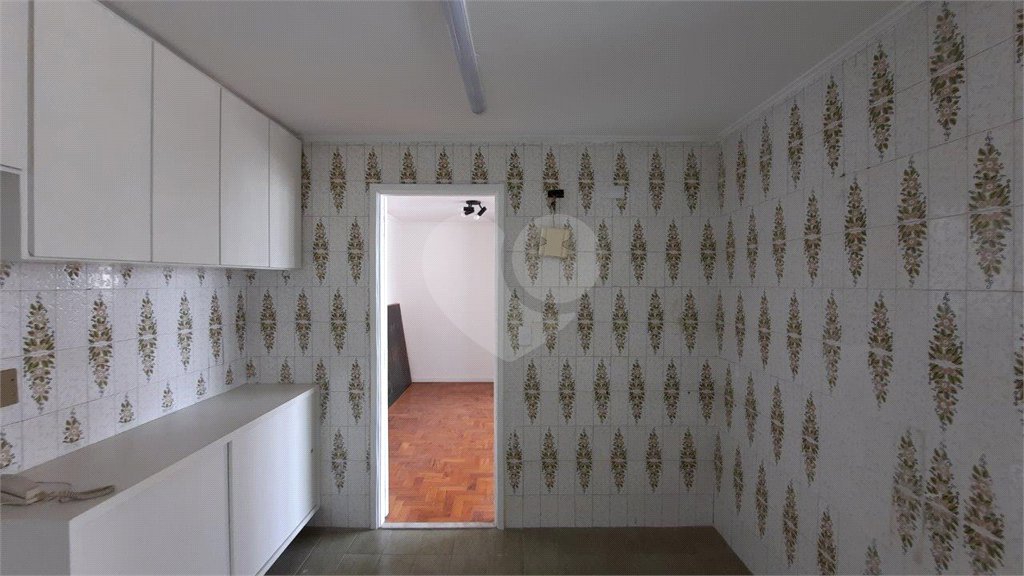 Apartamento à venda com 3 quartos, sendo 1 suíte, em Santa Cecília, São Paulo, SP