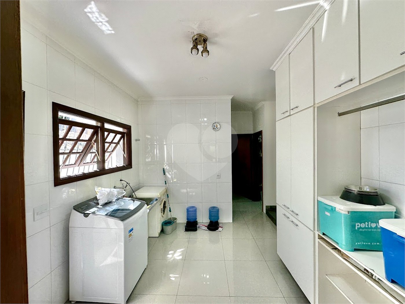 Casa à venda com 5 quartos, sendo 4 suítes, em Parque dos Príncipes, São Paulo, SP