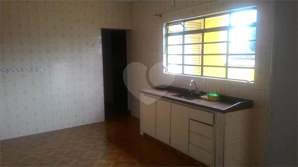 Casa à venda com 4 quartos em Jardim Nove de Julho, São Paulo, SP