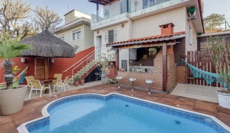 Casa à venda ou para alugar com 4 quartos, sendo 2 suítes,  em Jardim Prudência, São Paulo, SP