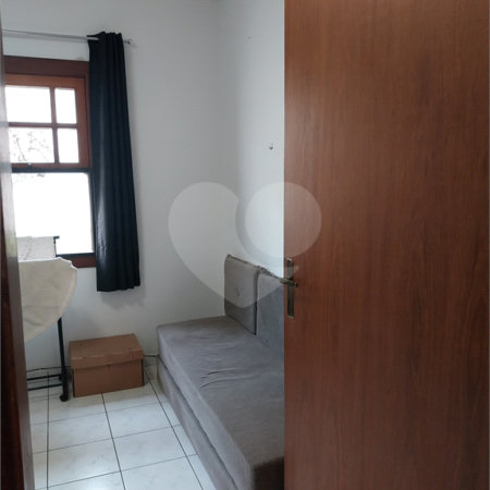 Casa Térrea à venda com 4 quartos, sendo 1 suíte,  em Parque dos Lagos, Mogi das Cruzes, SP