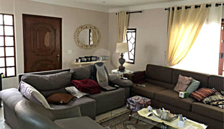 Casa Térrea à venda com 3 quartos, sendo 1 suíte,  em Santana, São Paulo, SP