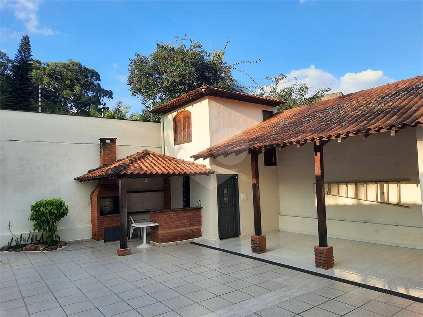 Casa Térrea à venda com 3 quartos, sendo 1 suíte, em Jardim Marajoara, São Paulo, SP