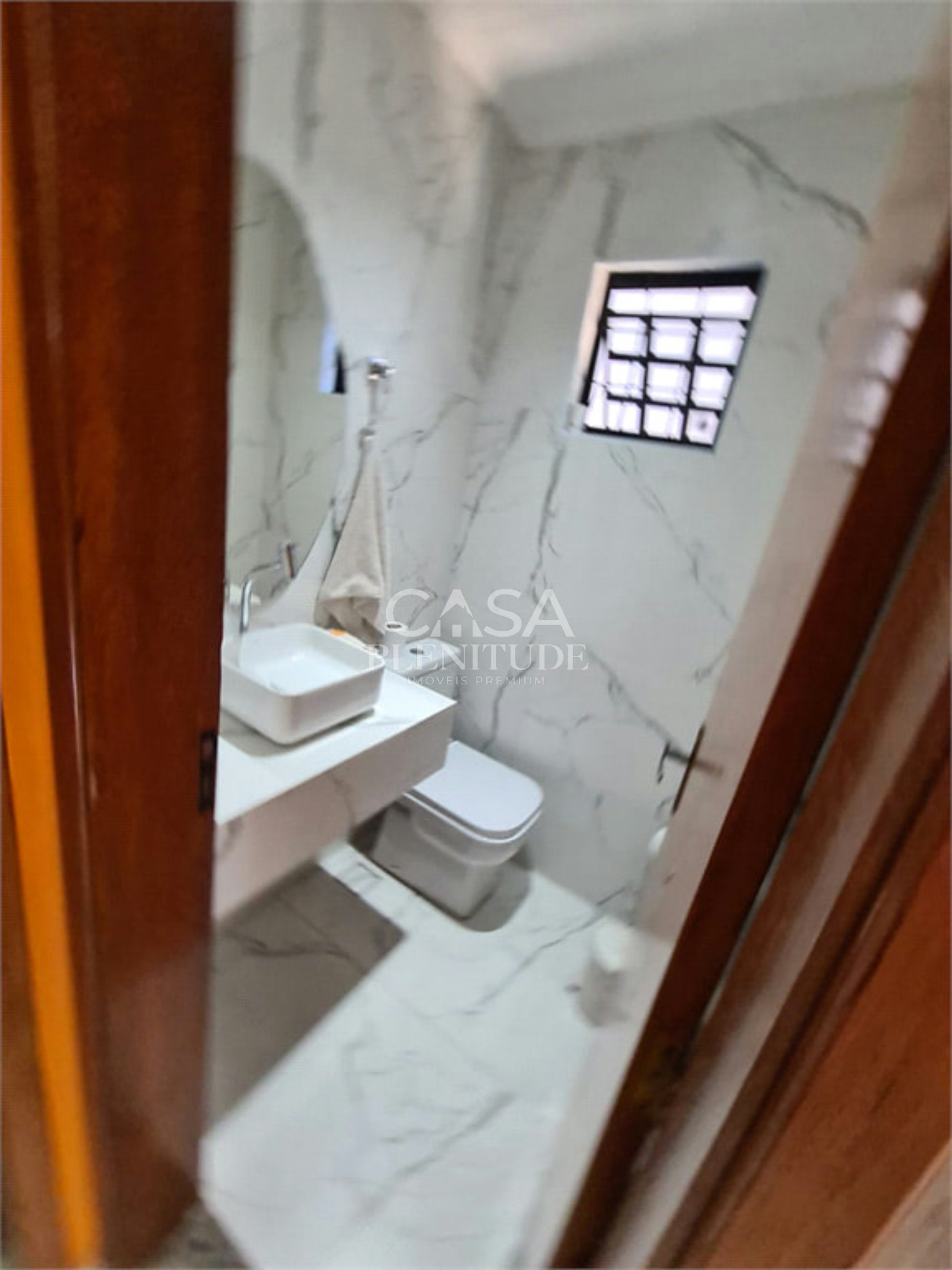 Casa à venda com 3 quartos, sendo 1 suíte, em Jardim Wanel Ville Iv, Sorocaba, SP