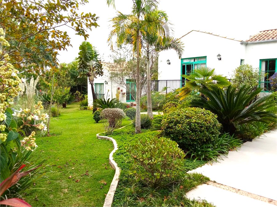 Casa à venda com 4 quartos, sendo 2 suítes,  no condomínio Vivenda do Lago, Sorocaba - SP