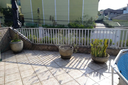 Casa à venda com 3 quartos, sendo 1 suíte, em Parque Vitória, São Paulo, SP