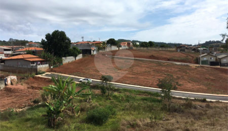 Terreno à venda em Vila Santa Helena, Atibaia, SP